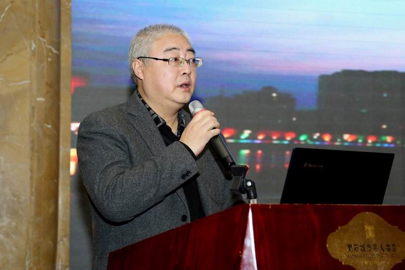 调整大小 调整大小 4U4A3007.jpg