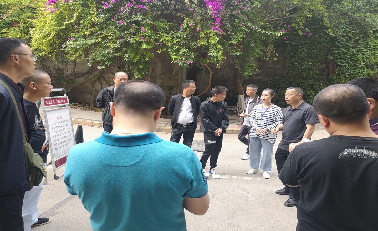 图片12.jpg