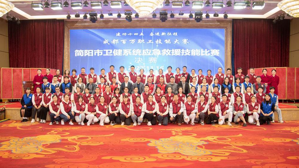 大合照.jpg